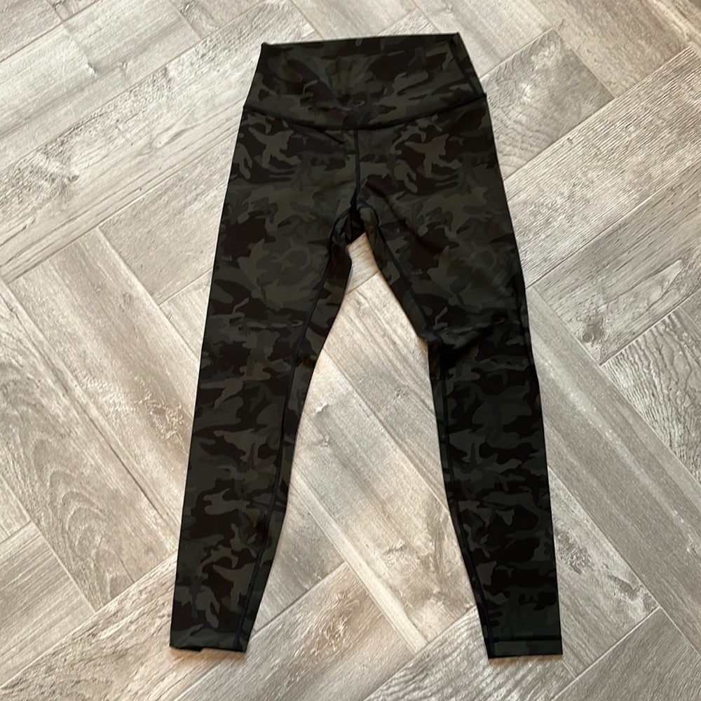 Lululemon Leggings - Size 8